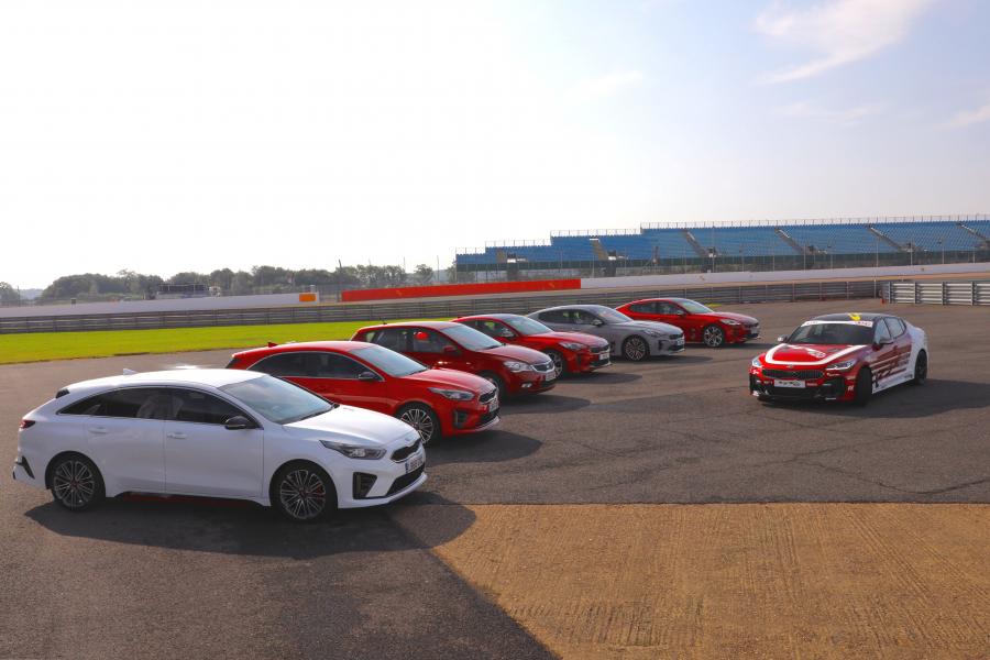  Kia Stinger GT420 (CK) 2019 года  (фото 49 из 49)